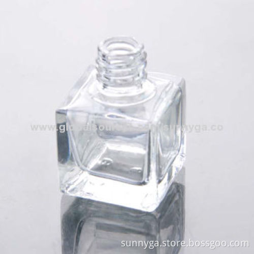 Glass Perfume Bottle with 124mL CapacityNew